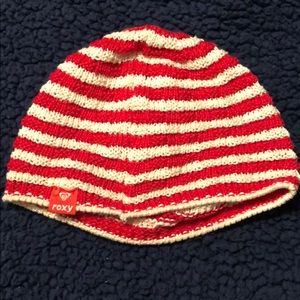 Roxy Red and beige stripped beanie (kids beanie)